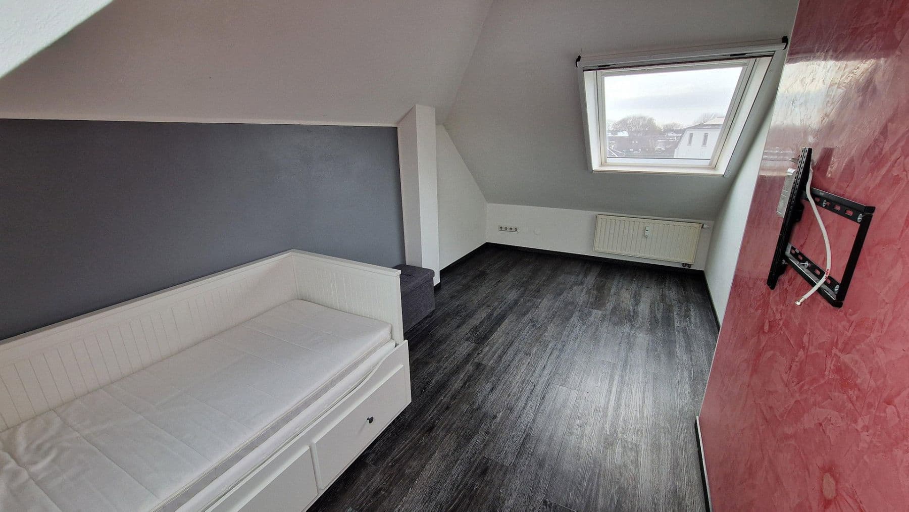 Prenájom bytu 3-izbový 96 m², Hünxe, Severné Porýnie - Westfálsko Prenájom bytu 3-izbový 96 m², Hünxe, Severné Porýnie - Westfálsko
