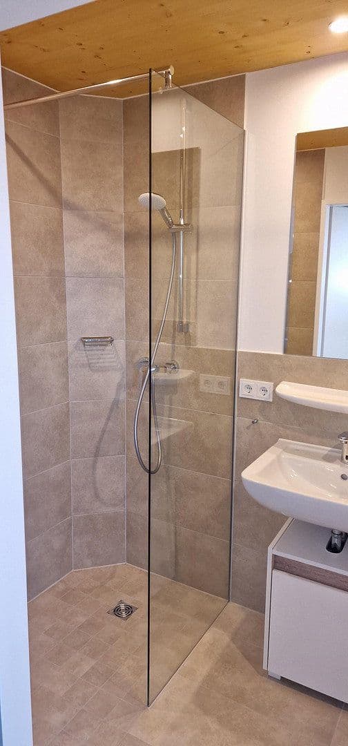 Prenájom bytu 1-izbový 21 m², Gabelsbergerstraße 20, Erlangen, Bavorsko Prenájom bytu 1-izbový 21 m², Gabelsbergerstraße 20, Erlangen, Bavorsko