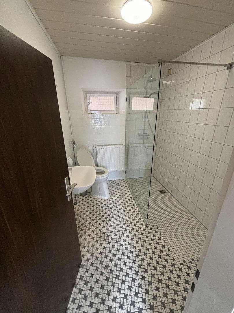 Prenájom domu 95 m², pozemek 157 m², Untere Bahnhofstraße 4, Worms, Porýnie-Falcko Prenájom domu 95 m², pozemek 157 m², Untere Bahnhofstraße 4, Worms, Porýnie-Falcko