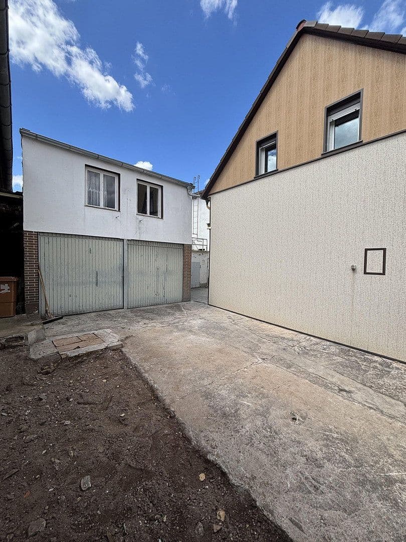 Prenájom domu 95 m², pozemek 157 m², Untere Bahnhofstraße 4, Worms, Porýnie-Falcko Prenájom domu 95 m², pozemek 157 m², Untere Bahnhofstraße 4, Worms, Porýnie-Falcko