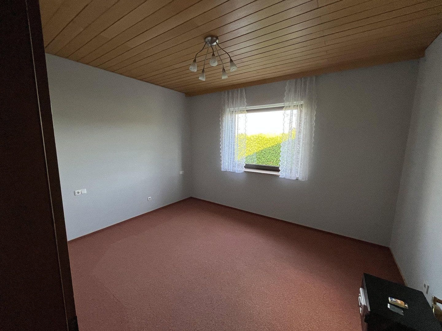 Predaj domu 186 m², pozemek 1.900 m², Eichendorf, Bavorsko Predaj domu 186 m², pozemek 1.900 m², Eichendorf, Bavorsko