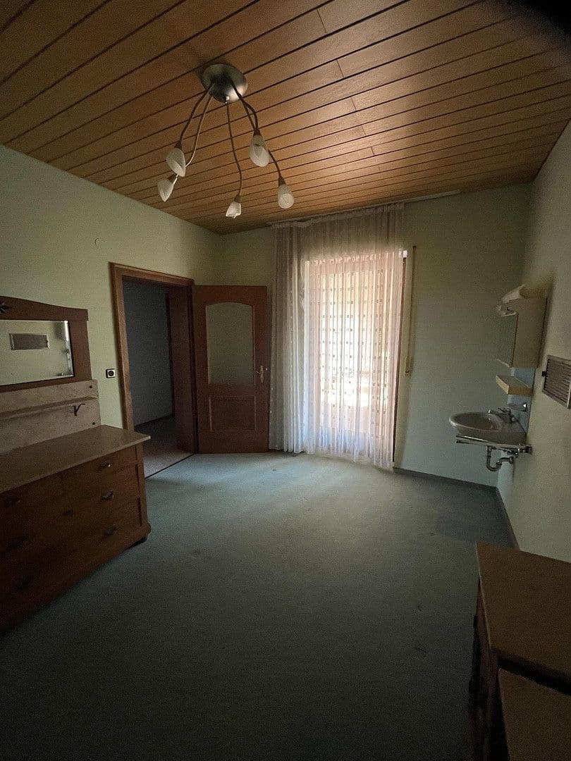Predaj domu 186 m², pozemek 1.900 m², Eichendorf, Bavorsko Predaj domu 186 m², pozemek 1.900 m², Eichendorf, Bavorsko