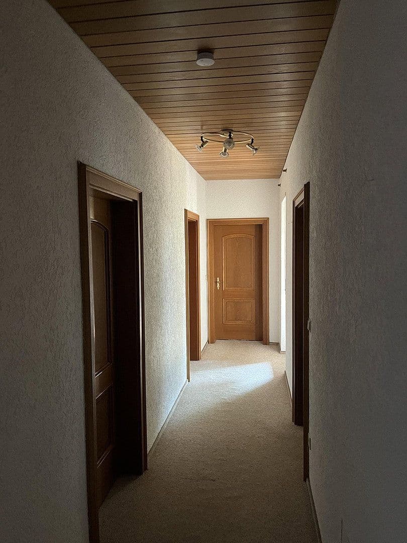 Predaj domu 186 m², pozemek 1.900 m², Eichendorf, Bavorsko Predaj domu 186 m², pozemek 1.900 m², Eichendorf, Bavorsko