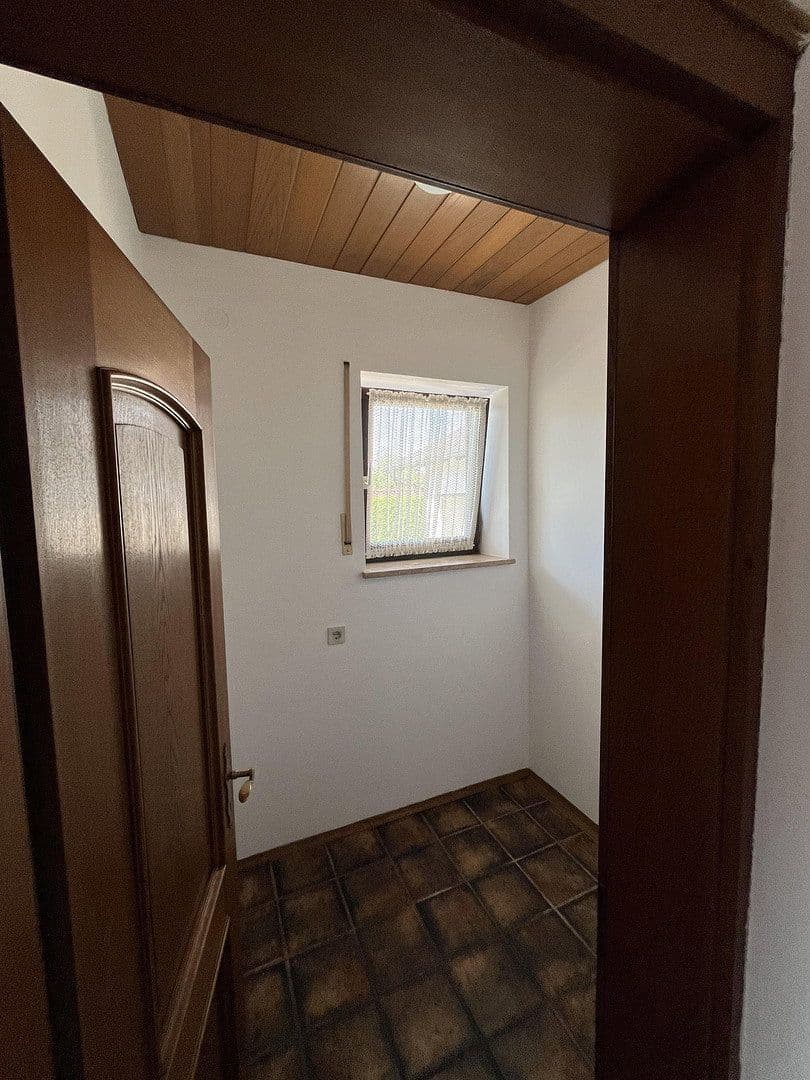 Predaj domu 186 m², pozemek 1.900 m², Eichendorf, Bavorsko Predaj domu 186 m², pozemek 1.900 m², Eichendorf, Bavorsko