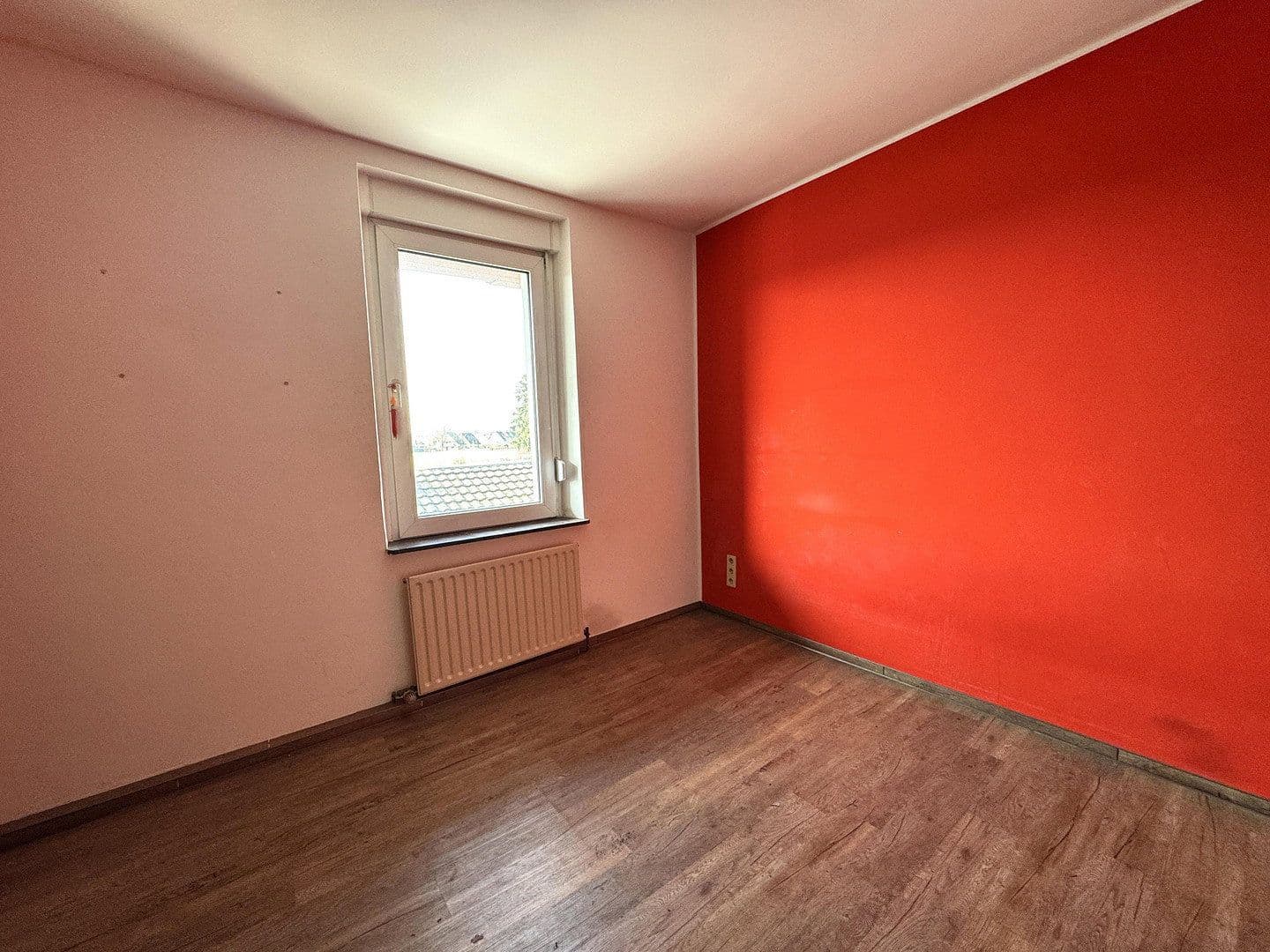 Predaj domu 130 m², pozemek 536 m², Jüchen, Severné Porýnie - Westfálsko Predaj domu 130 m², pozemek 536 m², Jüchen, Severné Porýnie - Westfálsko