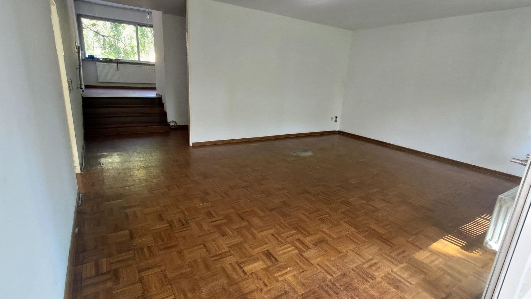Predaj bytu 3-izbový 90 m², Berlin, Berlín Predaj bytu 3-izbový 90 m², Berlin, Berlín