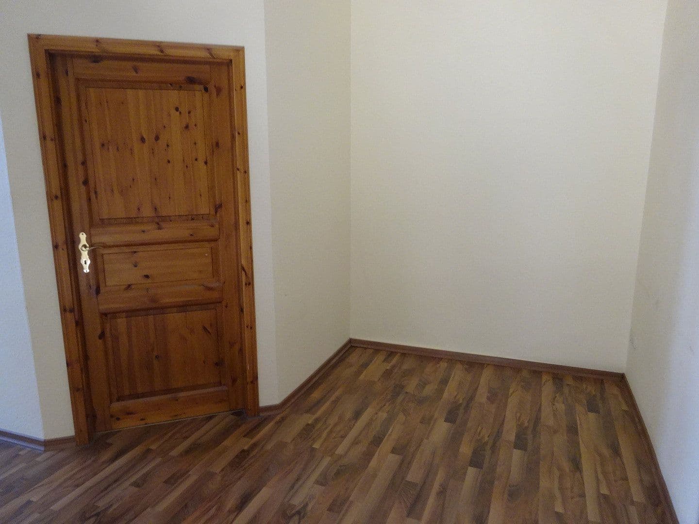 Prenájom bytu 2-izbový 65 m², Görlitz, Sasko Prenájom bytu 2-izbový 65 m², Görlitz, Sasko