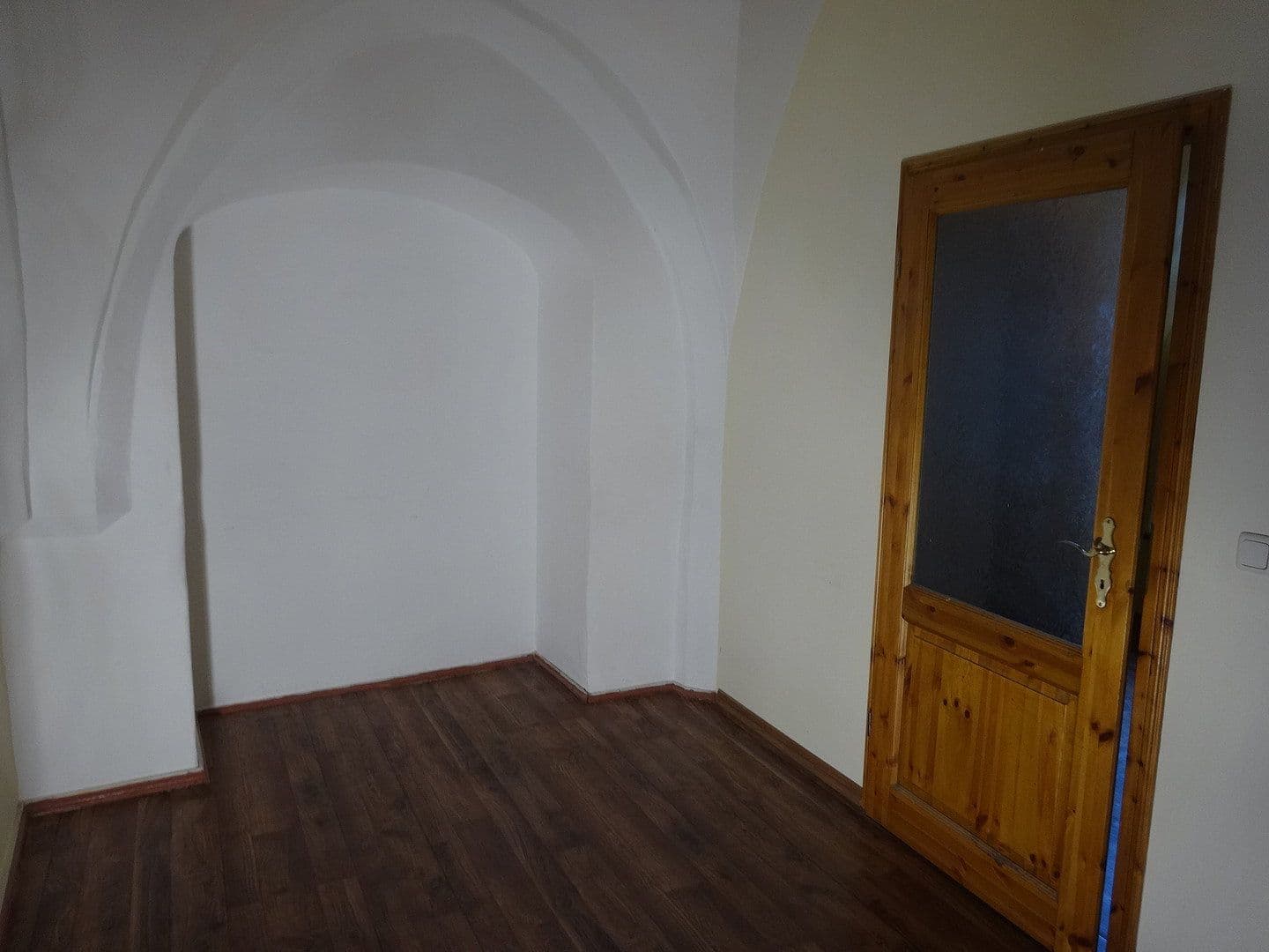 Prenájom bytu 2-izbový 65 m², Görlitz, Sasko Prenájom bytu 2-izbový 65 m², Görlitz, Sasko