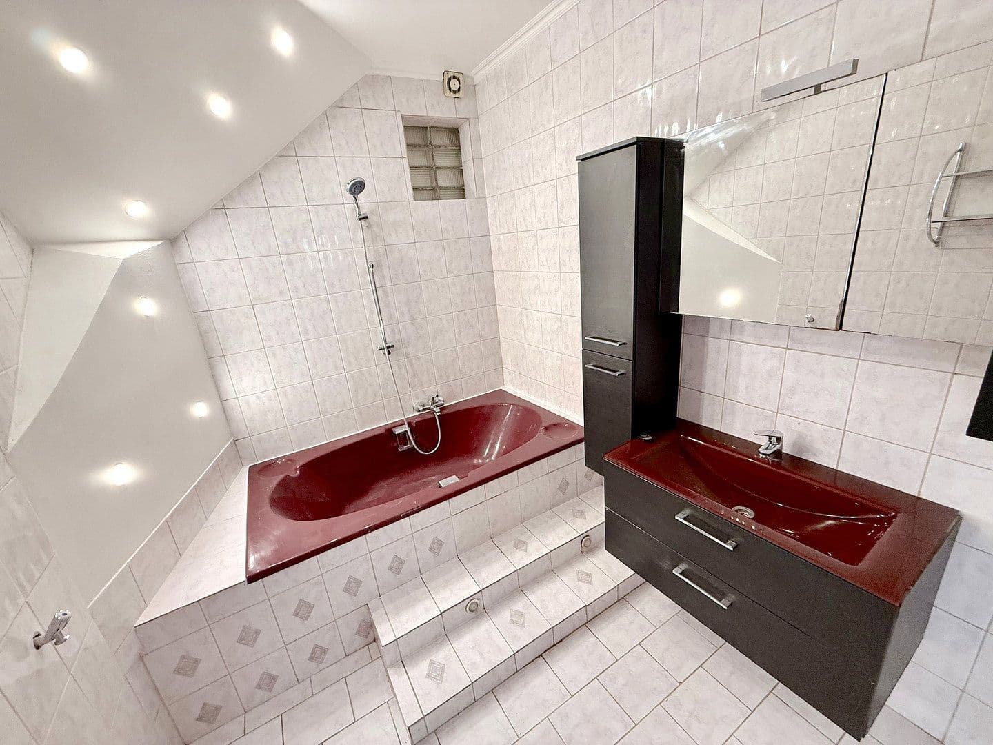 Predaj domu 154 m², pozemek 317 m², Watzelsdorf, Dolné Rakúsko Predaj domu 154 m², pozemek 317 m², Watzelsdorf, Dolné Rakúsko
