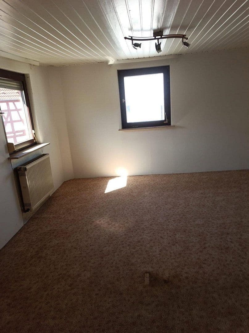 Predaj domu 95 m², pozemek 240 m², Thersienstraße 6, Hagenbach, Porýnie-Falcko Predaj domu 95 m², pozemek 240 m², Thersienstraße 6, Hagenbach, Porýnie-Falcko