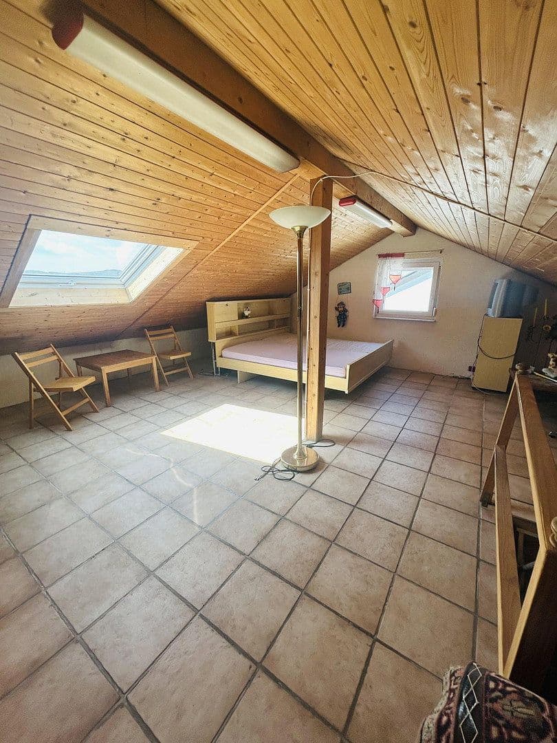 Predaj domu 95 m², pozemek 220 m², Singen (Hohentwiel), Bádensko-Wurttembersko Predaj domu 95 m², pozemek 220 m², Singen (Hohentwiel), Bádensko-Wurttembersko