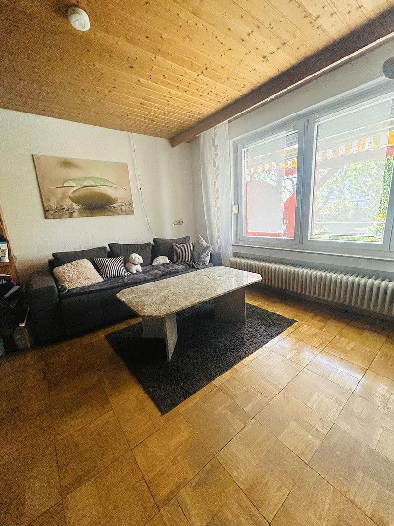 Predaj domu 95 m², pozemek 220 m², Singen (Hohentwiel), Bádensko-Wurttembersko Predaj domu 95 m², pozemek 220 m², Singen (Hohentwiel), Bádensko-Wurttembersko