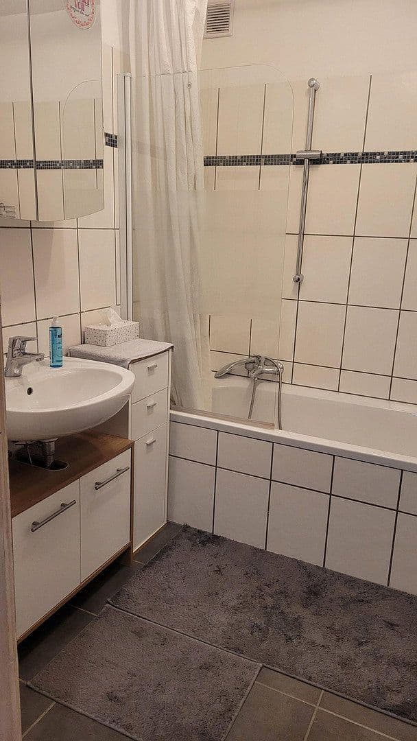 Prenájom bytu 4-izbový 110 m², Kulmbach, Bavorsko Prenájom bytu 4-izbový 110 m², Kulmbach, Bavorsko