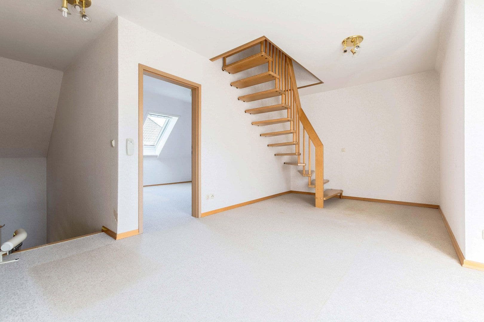 Predaj domu 187 m², pozemek 602 m², Am Köhlerberg 20, Sassnitz, Meklenbursko-Predpomoransko Predaj domu 187 m², pozemek 602 m², Am Köhlerberg 20, Sassnitz, Meklenbursko-Predpomoransko