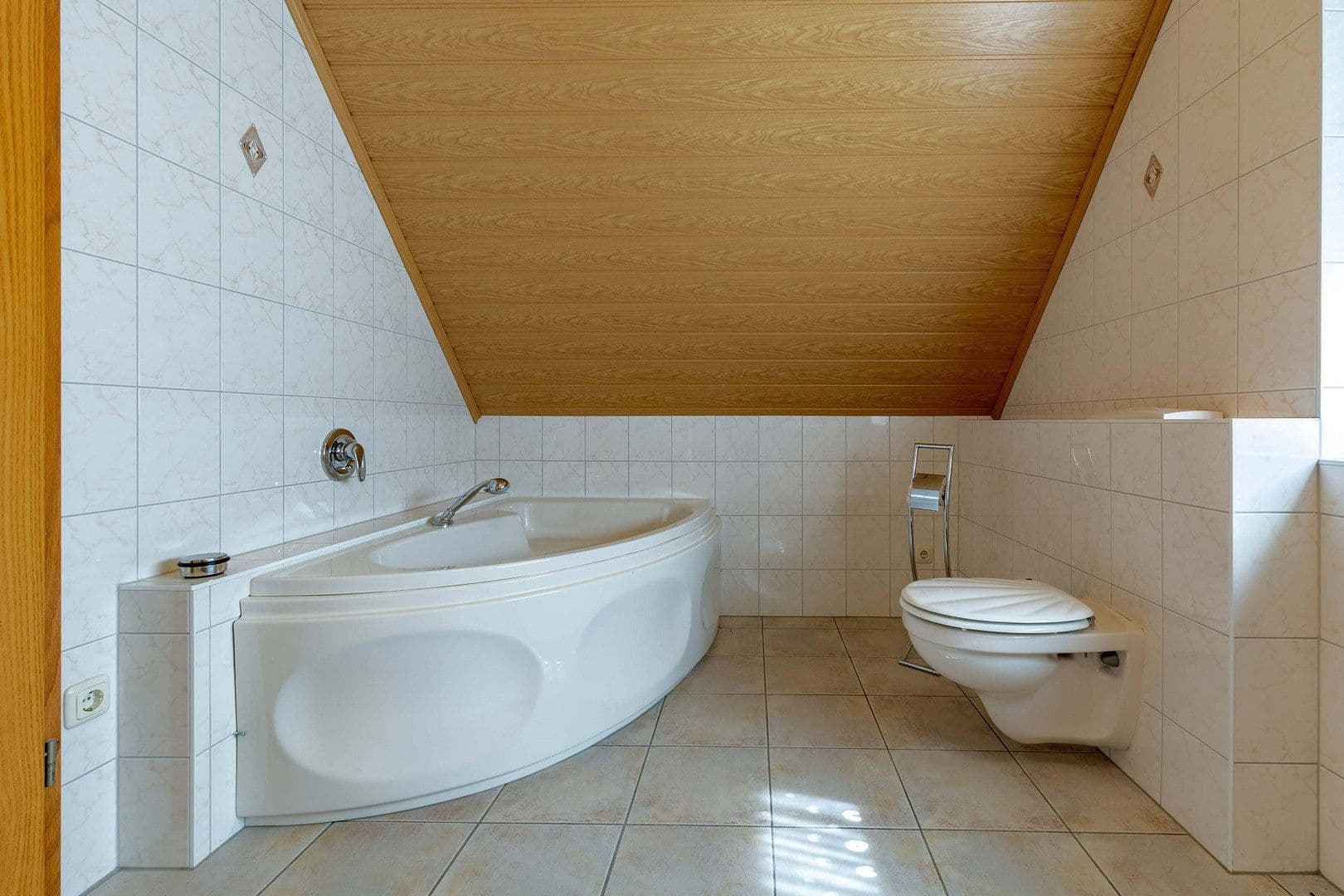 Predaj domu 187 m², pozemek 602 m², Am Köhlerberg 20, Sassnitz, Meklenbursko-Predpomoransko Predaj domu 187 m², pozemek 602 m², Am Köhlerberg 20, Sassnitz, Meklenbursko-Predpomoransko