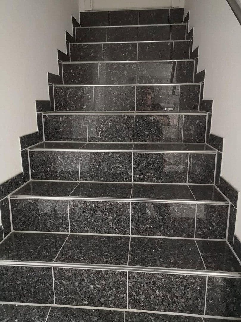 Prenájom bytu 3-izbový 90 m², Reilingen, Bádensko-Wurttembersko Prenájom bytu 3-izbový 90 m², Reilingen, Bádensko-Wurttembersko