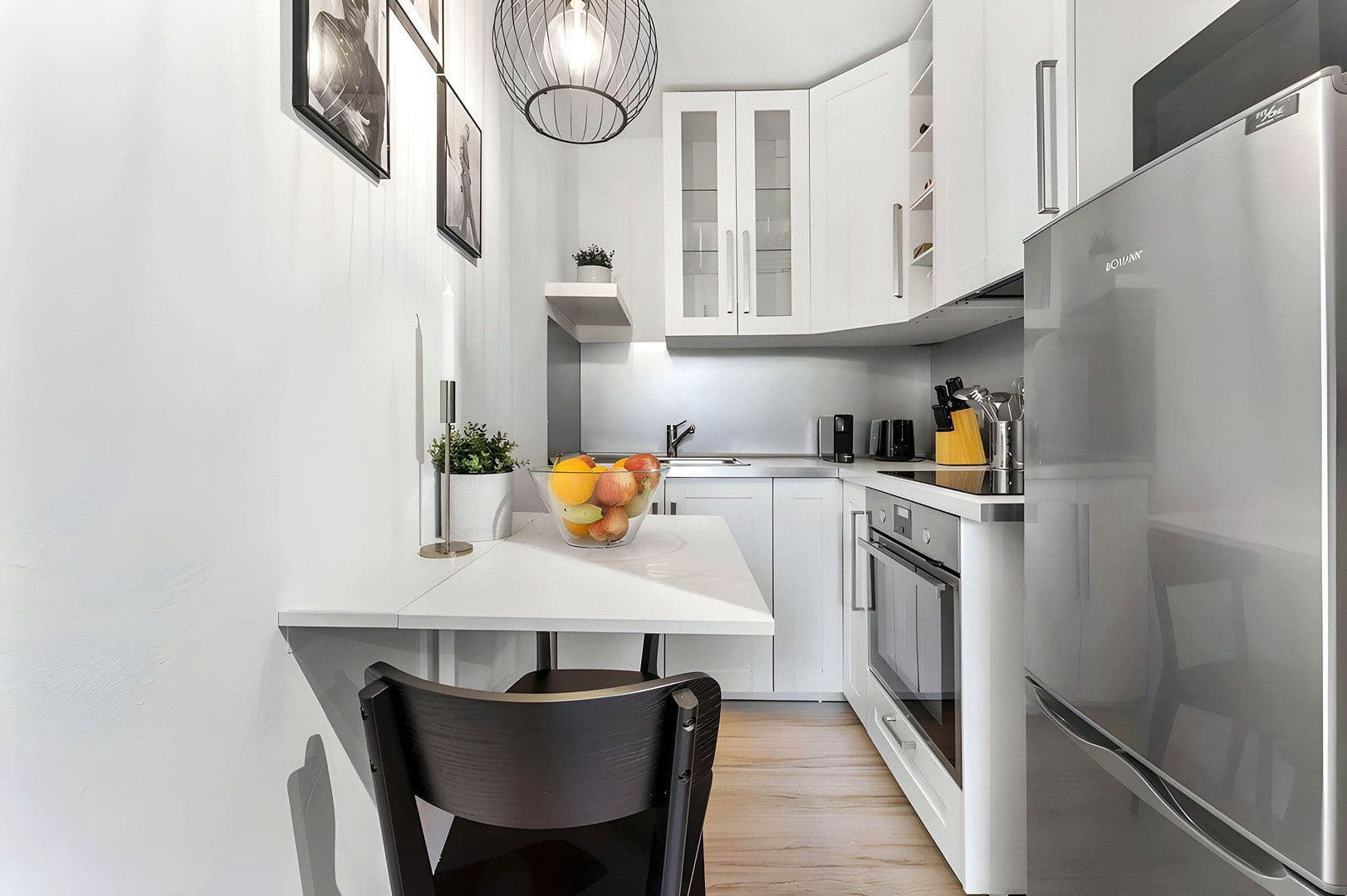 Prenájom bytu 2-izbový 50 m², Hechelstraße 14, Berlin, Berlín Prenájom bytu 2-izbový 50 m², Hechelstraße 14, Berlin, Berlín