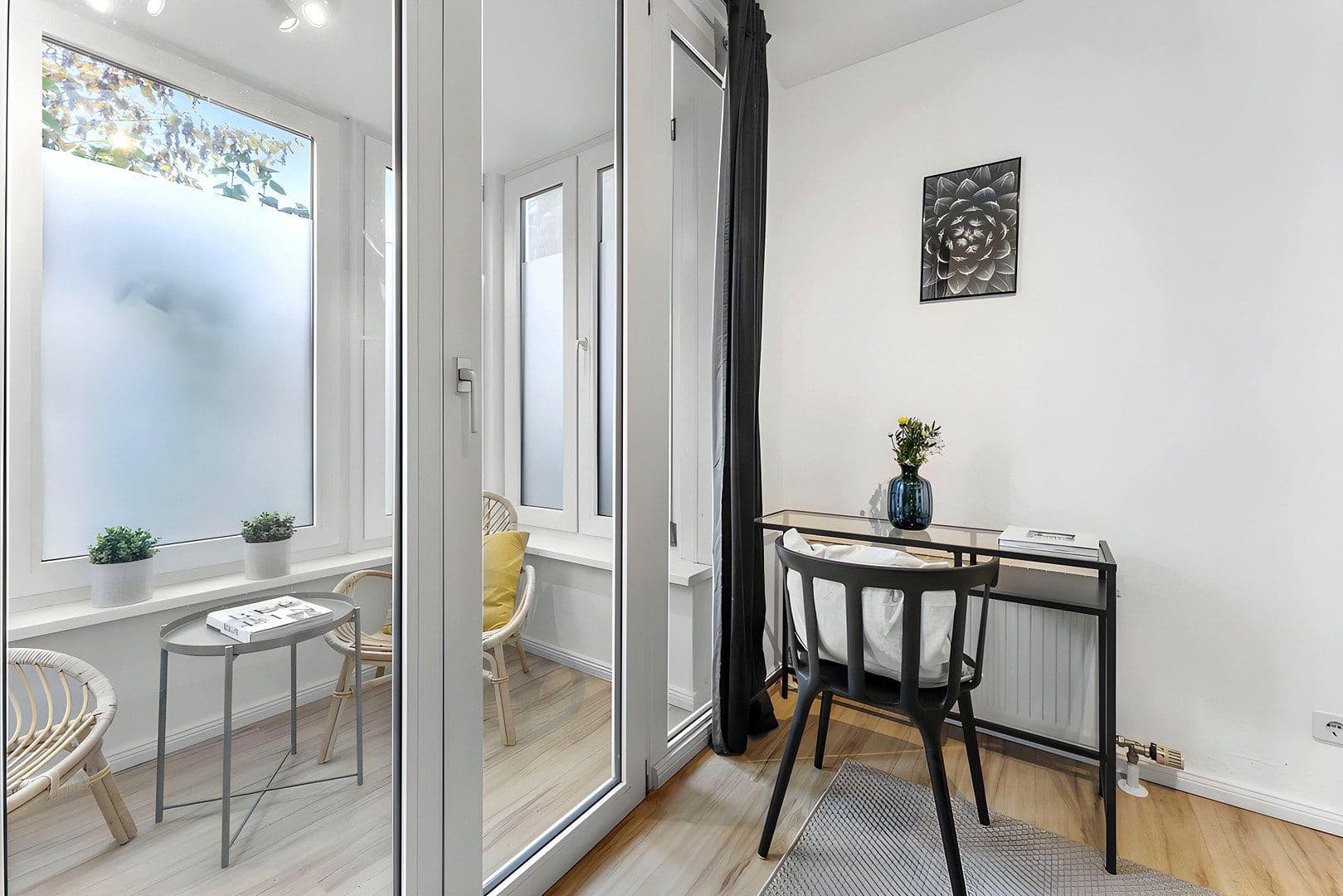 Prenájom bytu 2-izbový 50 m², Hechelstraße 14, Berlin, Berlín Prenájom bytu 2-izbový 50 m², Hechelstraße 14, Berlin, Berlín