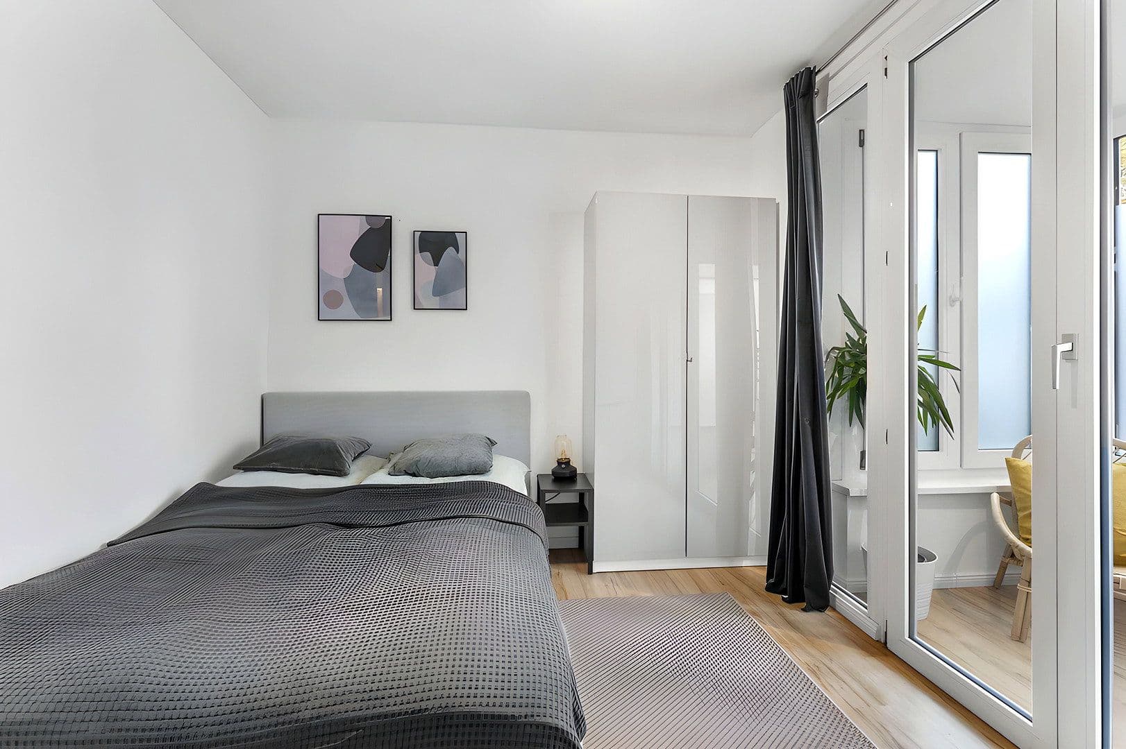 Prenájom bytu 2-izbový 50 m², Hechelstraße 14, Berlin, Berlín Prenájom bytu 2-izbový 50 m², Hechelstraße 14, Berlin, Berlín