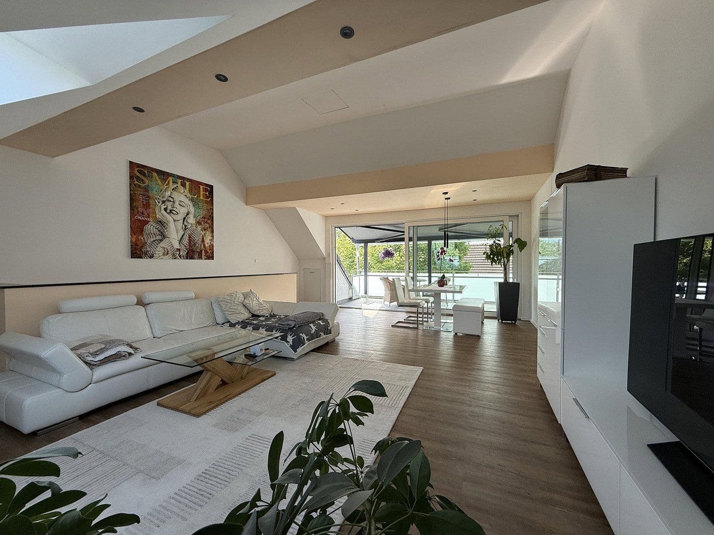 Predaj bytu 5-izbový 166 m², Königheim, Bádensko-Wurttembersko Predaj bytu 5-izbový 166 m², Königheim, Bádensko-Wurttembersko