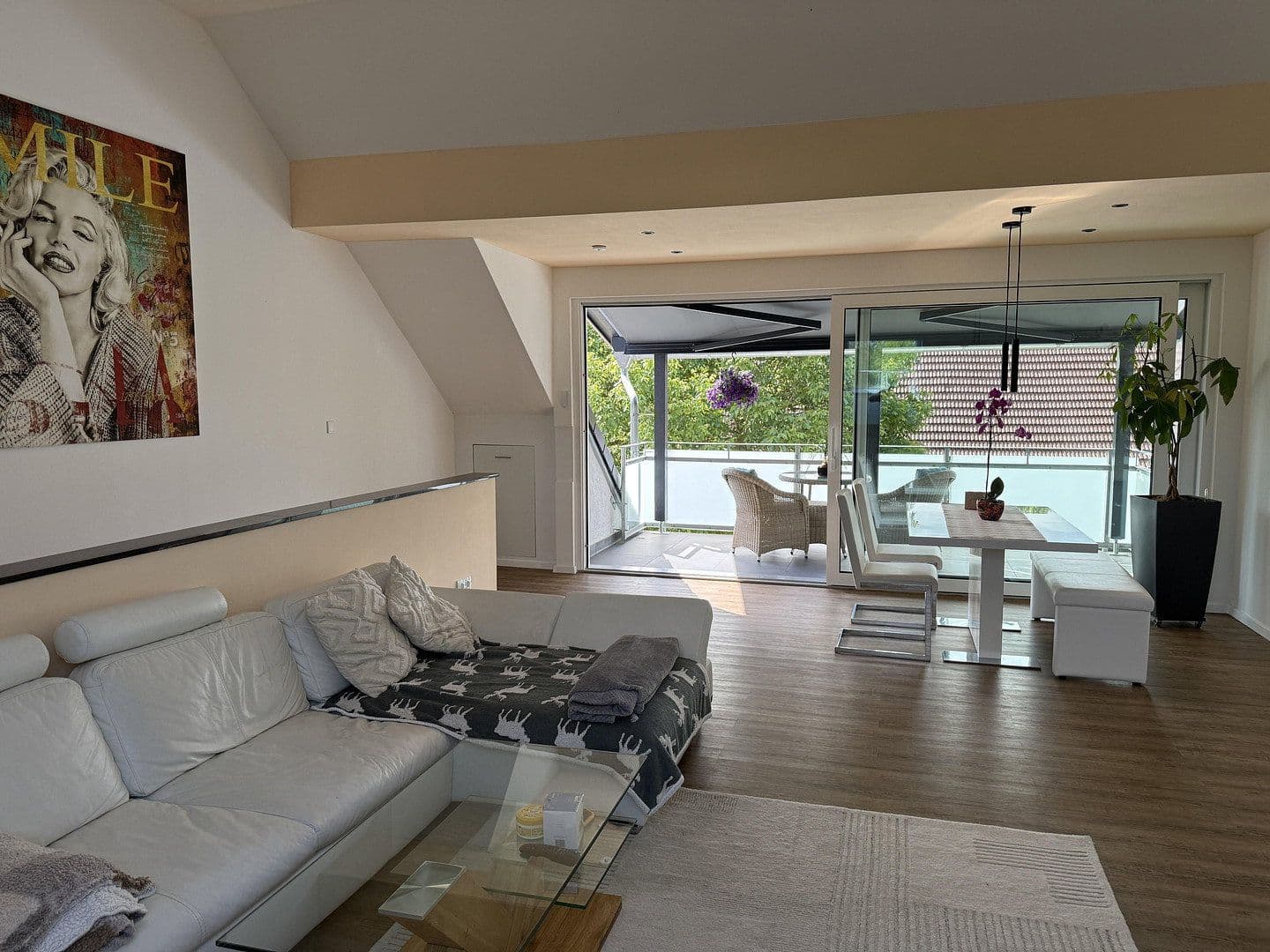 Predaj bytu 5-izbový 166 m², Königheim, Bádensko-Wurttembersko Predaj bytu 5-izbový 166 m², Königheim, Bádensko-Wurttembersko