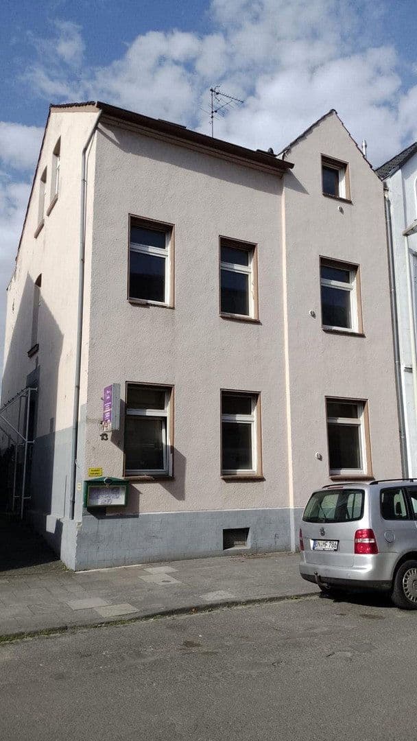 Prenájom bytu 2-izbový 31 m², Auguststr. 13, Bonn, Severné Porýnie - Westfálsko Prenájom bytu 2-izbový 31 m², Auguststr. 13, Bonn, Severné Porýnie - Westfálsko