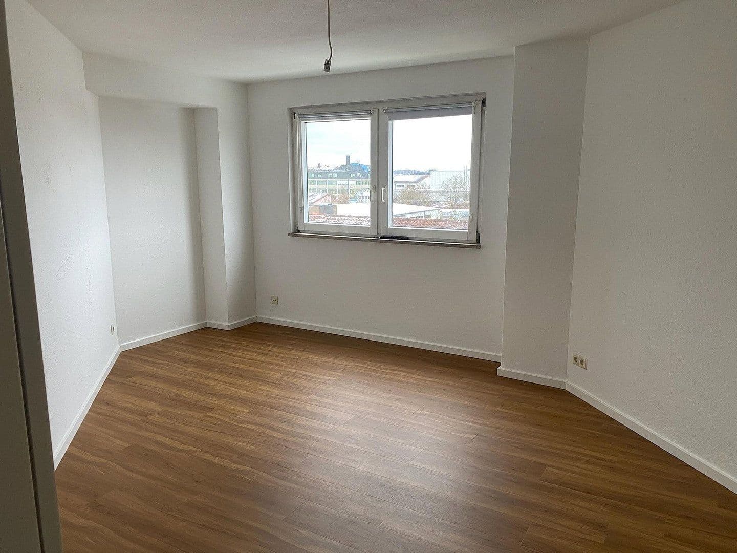 Prenájom bytu 4-izbový 123 m², Talhofstrasse 30, Gilching, Bavorsko Prenájom bytu 4-izbový 123 m², Talhofstrasse 30, Gilching, Bavorsko
