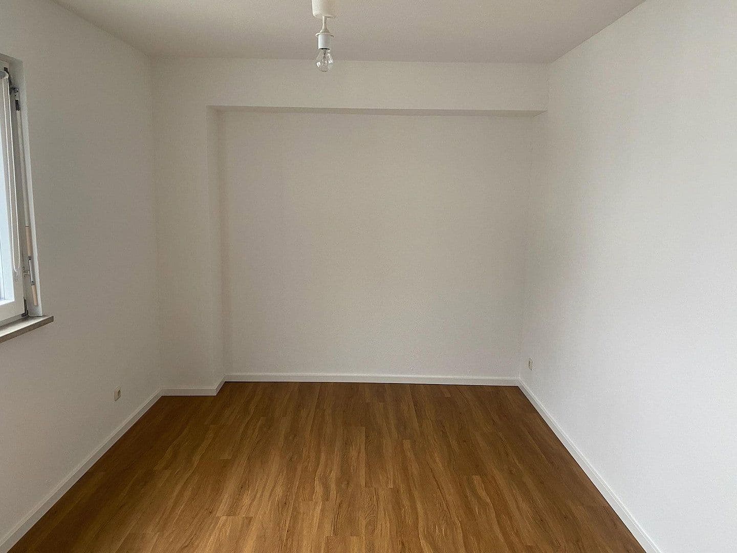 Prenájom bytu 4-izbový 123 m², Talhofstrasse 30, Gilching, Bavorsko Prenájom bytu 4-izbový 123 m², Talhofstrasse 30, Gilching, Bavorsko