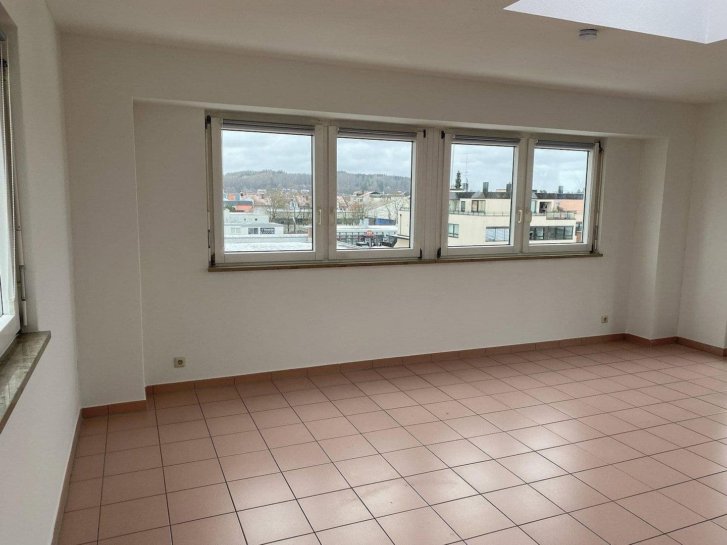 Prenájom bytu 4-izbový 123 m², Talhofstrasse 30, Gilching, Bavorsko Prenájom bytu 4-izbový 123 m², Talhofstrasse 30, Gilching, Bavorsko