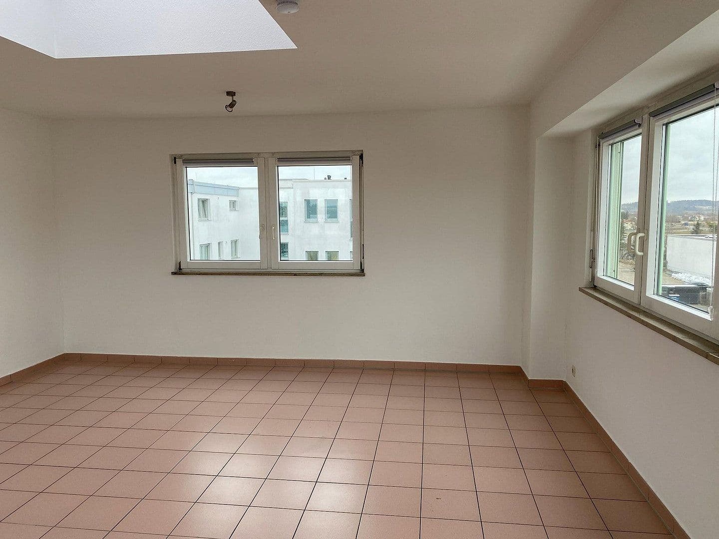 Prenájom bytu 4-izbový 123 m², Talhofstrasse 30, Gilching, Bavorsko Prenájom bytu 4-izbový 123 m², Talhofstrasse 30, Gilching, Bavorsko
