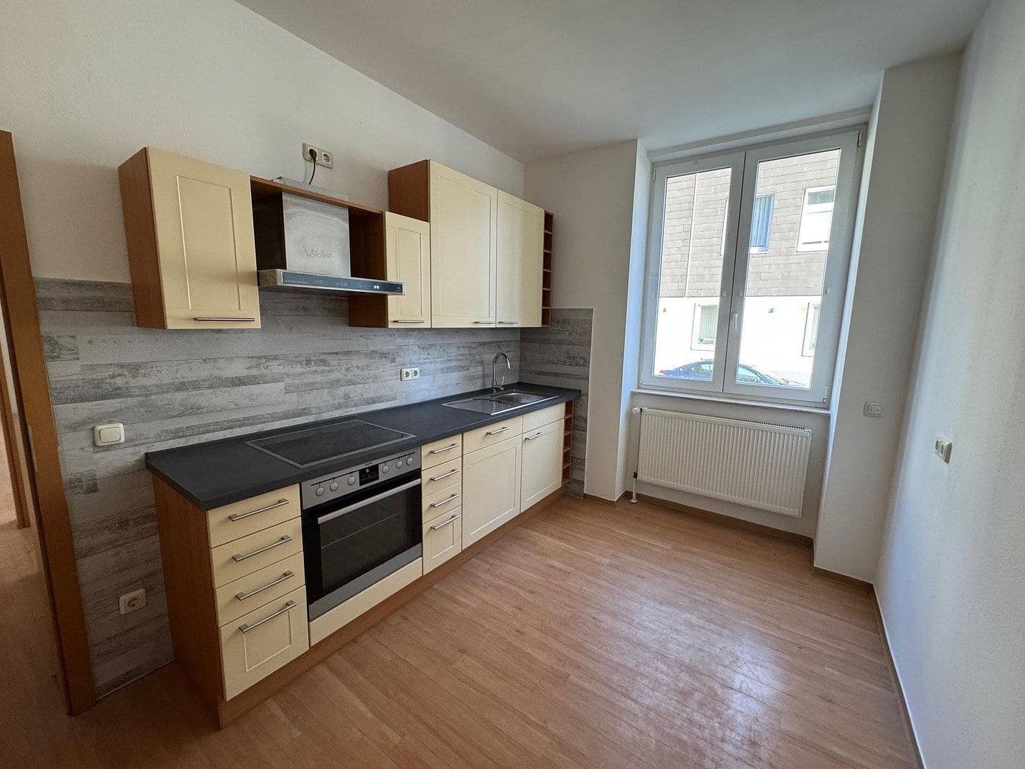 Prenájom bytu 2-izbový 63 m², Hanielstraße 31, Essen, Severné Porýnie - Westfálsko Prenájom bytu 2-izbový 63 m², Hanielstraße 31, Essen, Severné Porýnie - Westfálsko