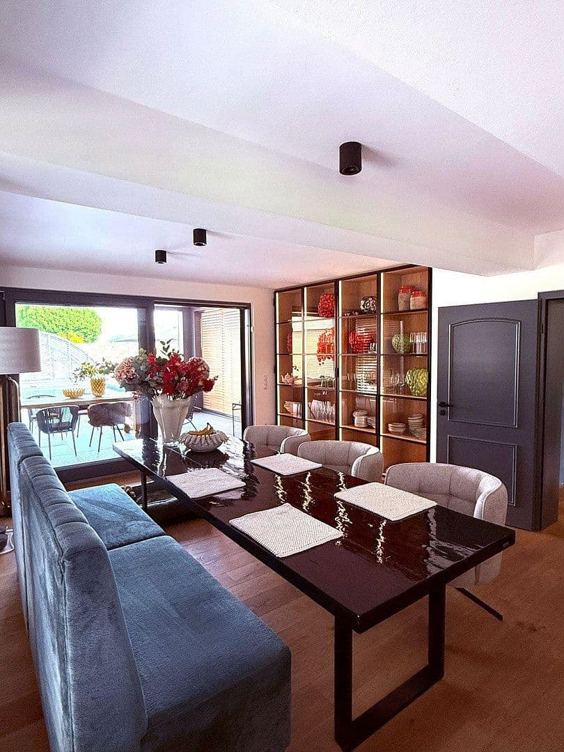 Predaj domu 260 m², pozemek 5.000 m², Visbek, Dolné Sasko Predaj domu 260 m², pozemek 5.000 m², Visbek, Dolné Sasko