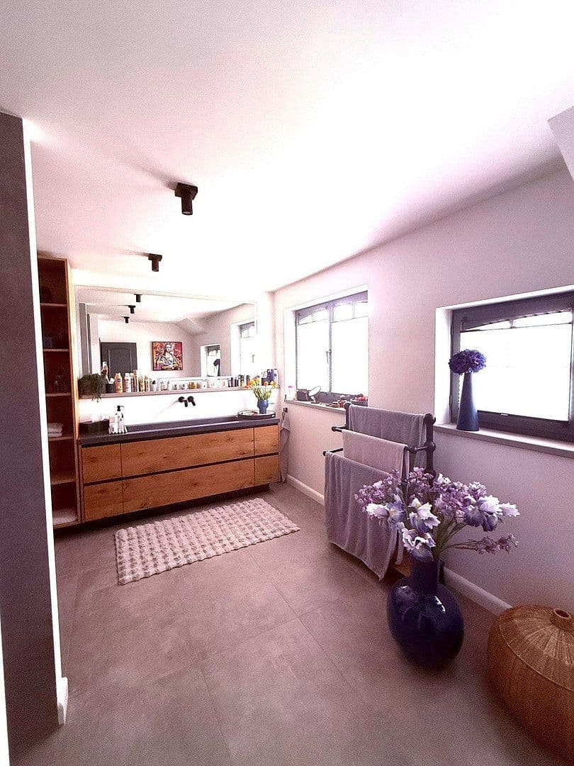 Predaj domu 260 m², pozemek 5.000 m², Visbek, Dolné Sasko Predaj domu 260 m², pozemek 5.000 m², Visbek, Dolné Sasko