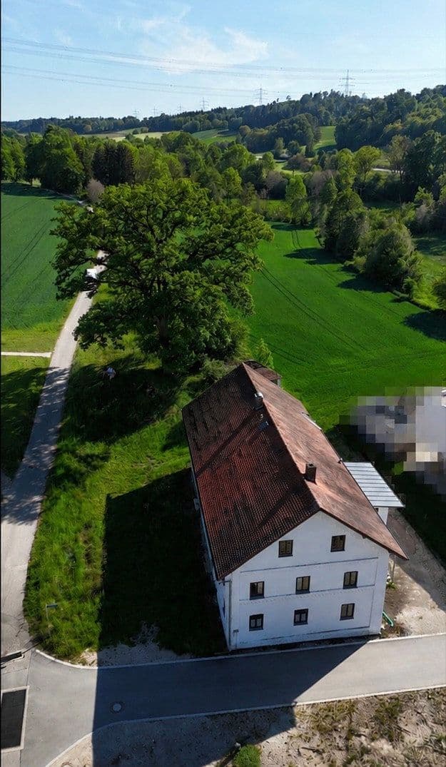 Predaj domu 333 m², pozemek 1.053 m², Am Aichbach, Niederaichbach, Bavorsko Predaj domu 333 m², pozemek 1.053 m², Am Aichbach, Niederaichbach, Bavorsko