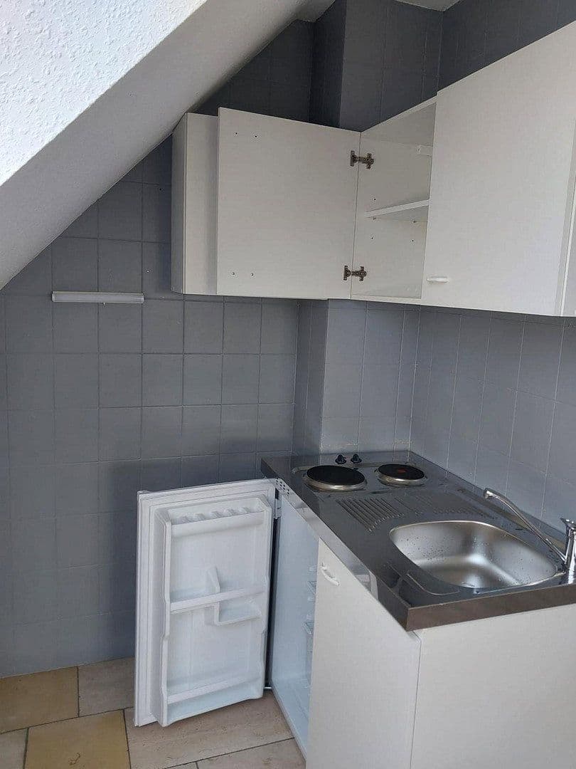 Prenájom bytu 1-izbový 44 m², Frankfurt, Hesensko Prenájom bytu 1-izbový 44 m², Frankfurt, Hesensko