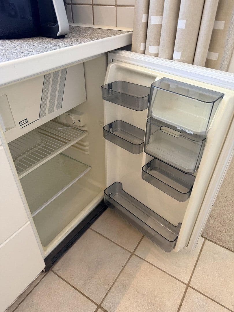 Prenájom bytu 1-izbový 38 m², Berlin, Berlín Prenájom bytu 1-izbový 38 m², Berlin, Berlín