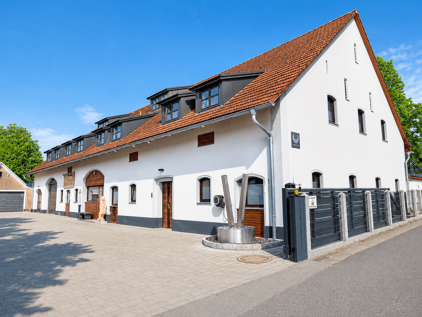 Predaj domu 809 m², pozemek 1.057 m², Kühbach, Bavorsko Predaj domu 809 m², pozemek 1.057 m², Kühbach, Bavorsko
