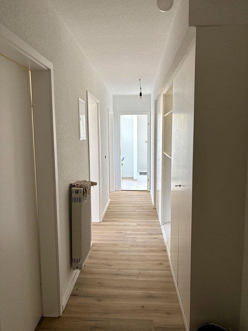 Prenájom bytu 2-izbový 52 m², Frankfurt, Hesensko Prenájom bytu 2-izbový 52 m², Frankfurt, Hesensko