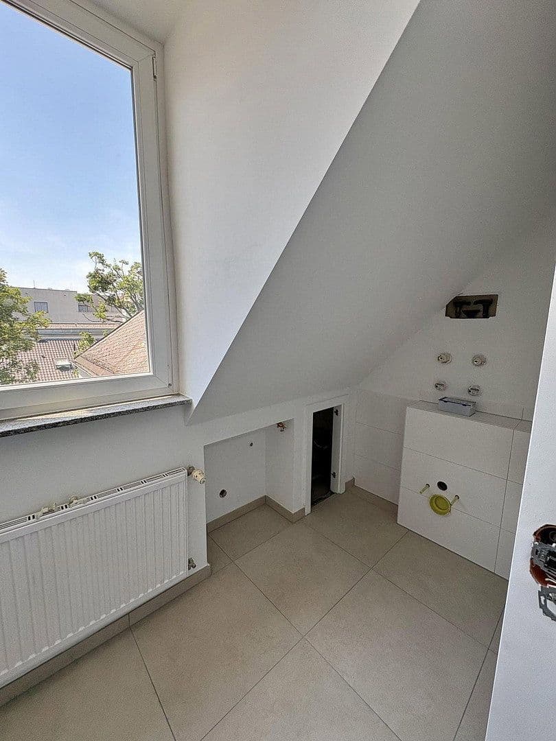 Prenájom bytu 2-izbový 52 m², Frankfurt, Hesensko Prenájom bytu 2-izbový 52 m², Frankfurt, Hesensko