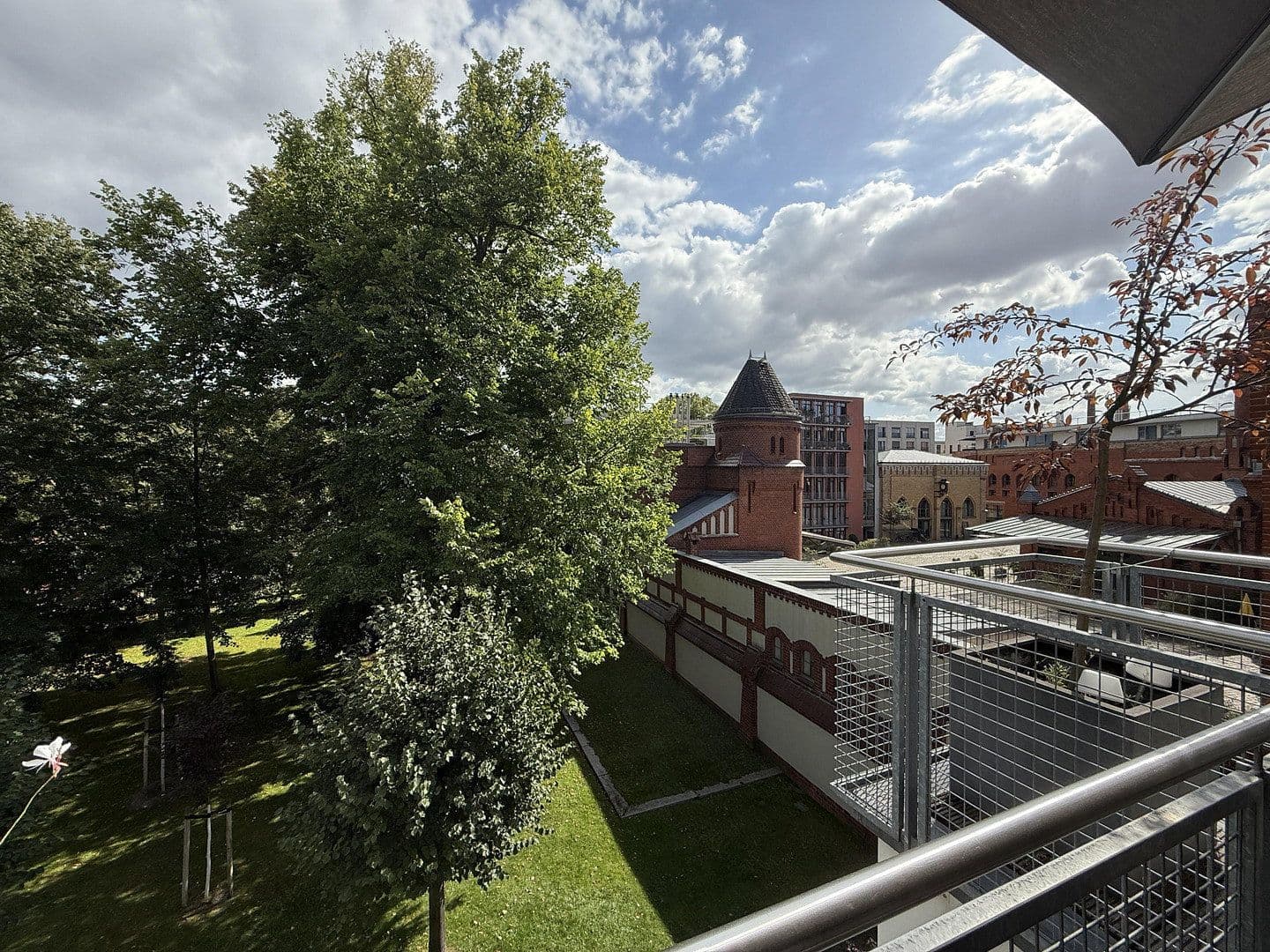 Predaj bytu 5-izbový 225 m², Berlin, Berlín Predaj bytu 5-izbový 225 m², Berlin, Berlín