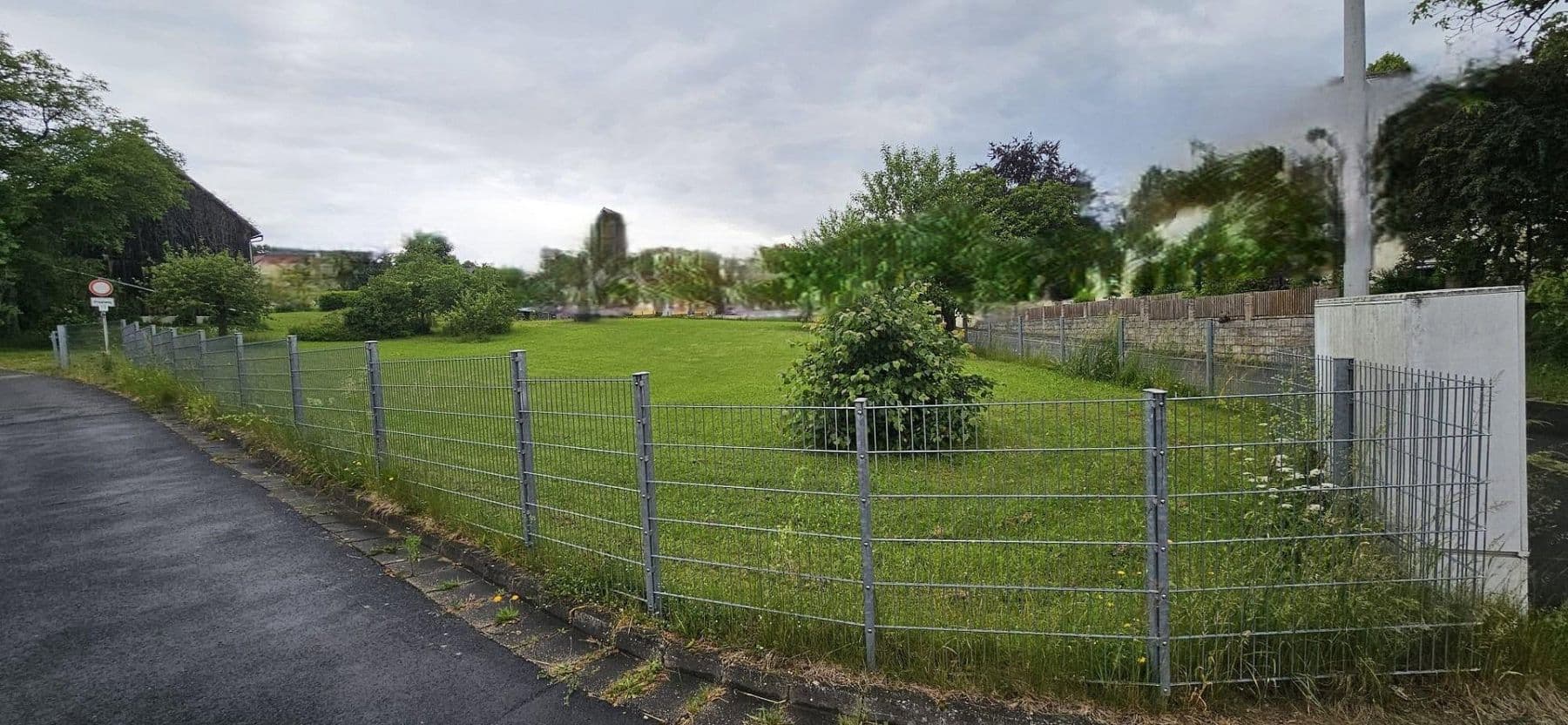 Predaj domu 274 m², pozemek 5.648 m², Königstein, Bavorsko Predaj domu 274 m², pozemek 5.648 m², Königstein, Bavorsko