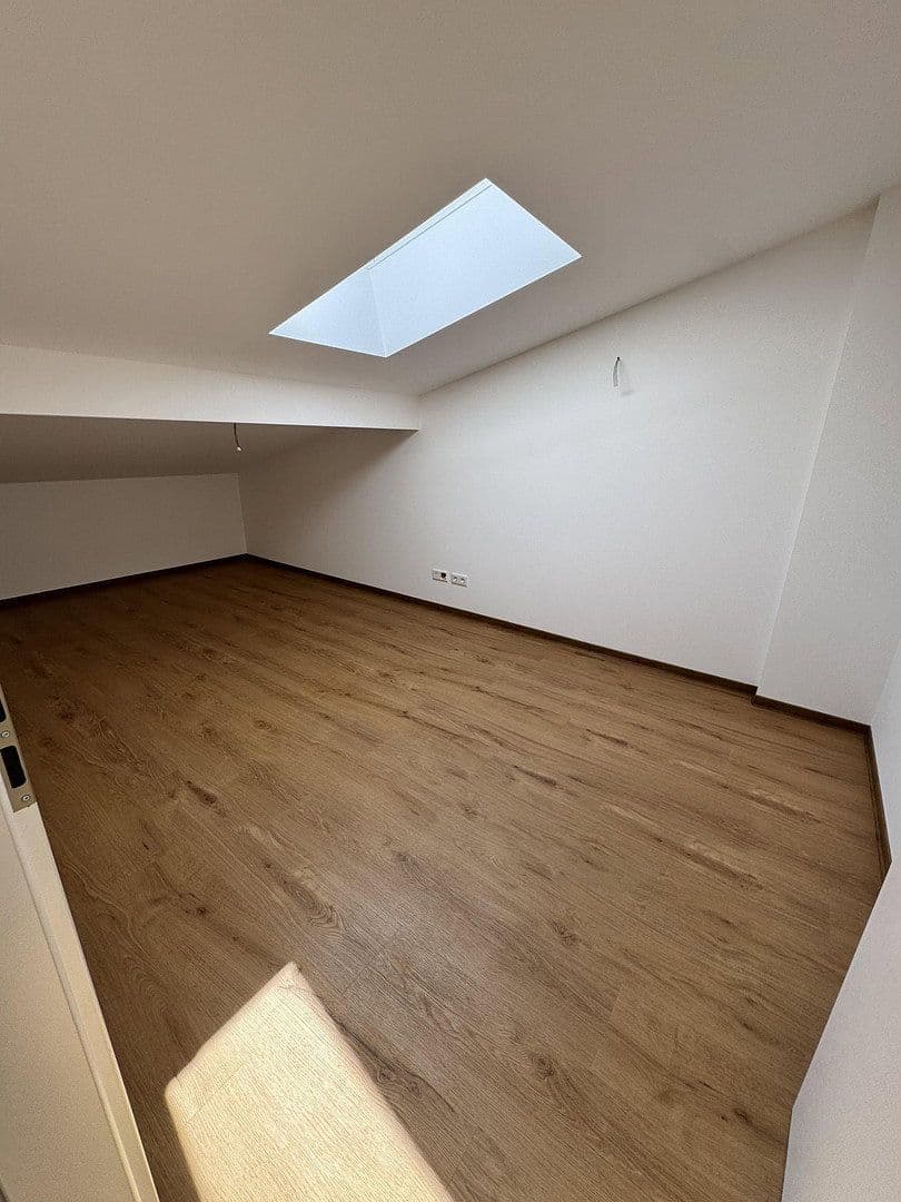 Prenájom bytu 4-izbový 123 m², Kilianistr. 2a, Mühlhausen/Thüringen, Durínsko Prenájom bytu 4-izbový 123 m², Kilianistr. 2a, Mühlhausen/Thüringen, Durínsko