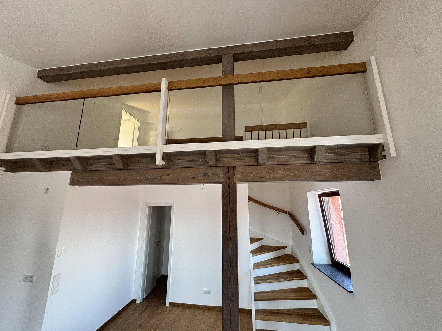 Prenájom bytu 4-izbový 123 m², Kilianistr. 2a, Mühlhausen/Thüringen, Durínsko Prenájom bytu 4-izbový 123 m², Kilianistr. 2a, Mühlhausen/Thüringen, Durínsko