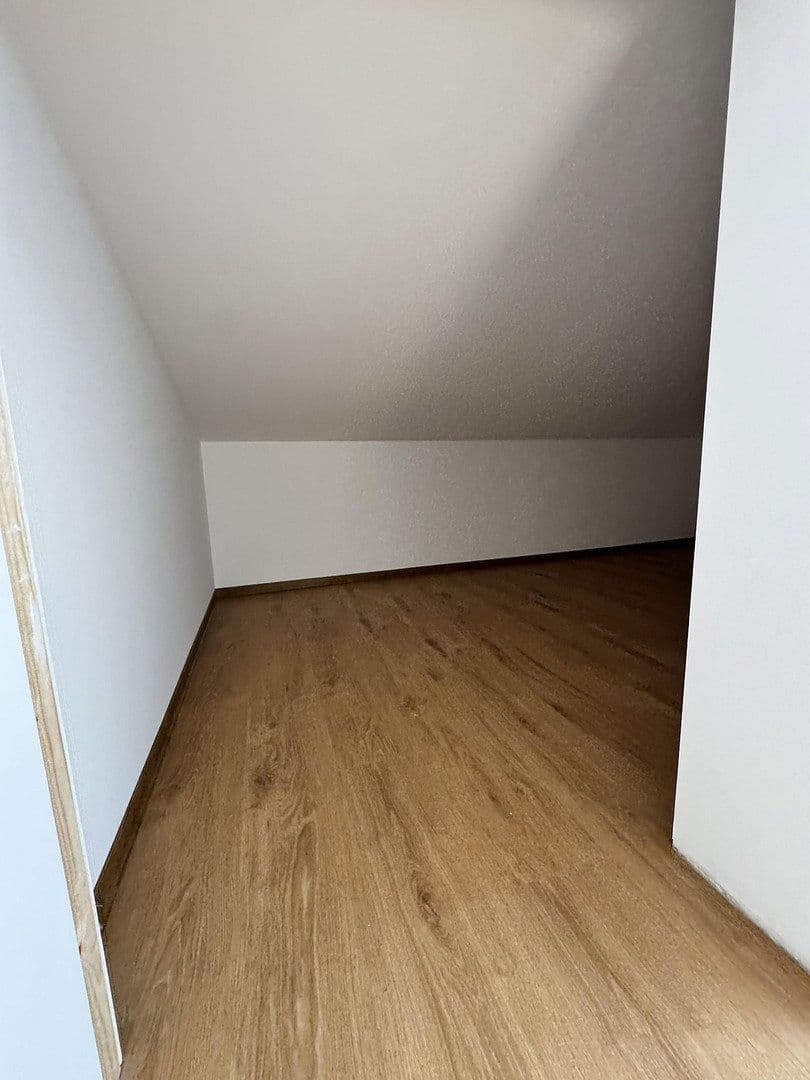 Prenájom bytu 4-izbový 123 m², Kilianistr. 2a, Mühlhausen/Thüringen, Durínsko Prenájom bytu 4-izbový 123 m², Kilianistr. 2a, Mühlhausen/Thüringen, Durínsko