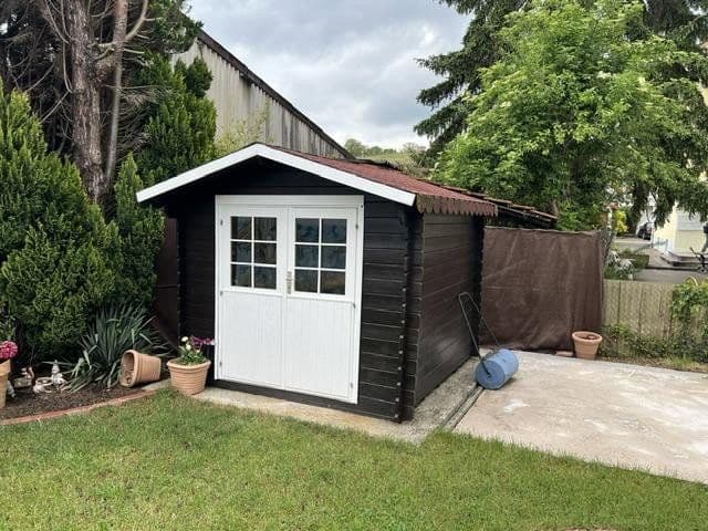 Predaj domu 154 m², pozemek 342 m², Kirchheim am Neckar, Bádensko-Wurttembersko Predaj domu 154 m², pozemek 342 m², Kirchheim am Neckar, Bádensko-Wurttembersko