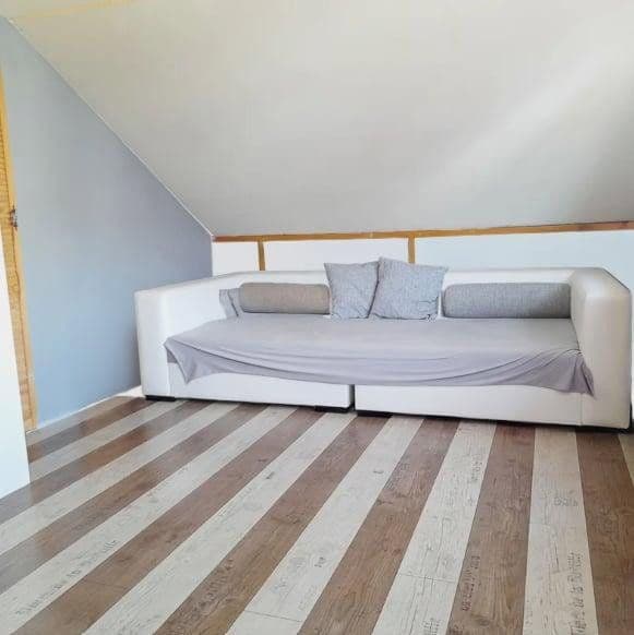 Predaj domu 154 m², pozemek 342 m², Kirchheim am Neckar, Bádensko-Wurttembersko Predaj domu 154 m², pozemek 342 m², Kirchheim am Neckar, Bádensko-Wurttembersko