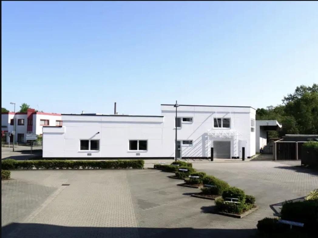 Prenájom nebytového priestoru 827 m², Heinrich-Held- Str. 34, Essen, Severné Porýnie - Westfálsko Prenájom nebytového priestoru 827 m², Heinrich-Held- Str. 34, Essen, Severné Porýnie - Westfálsko