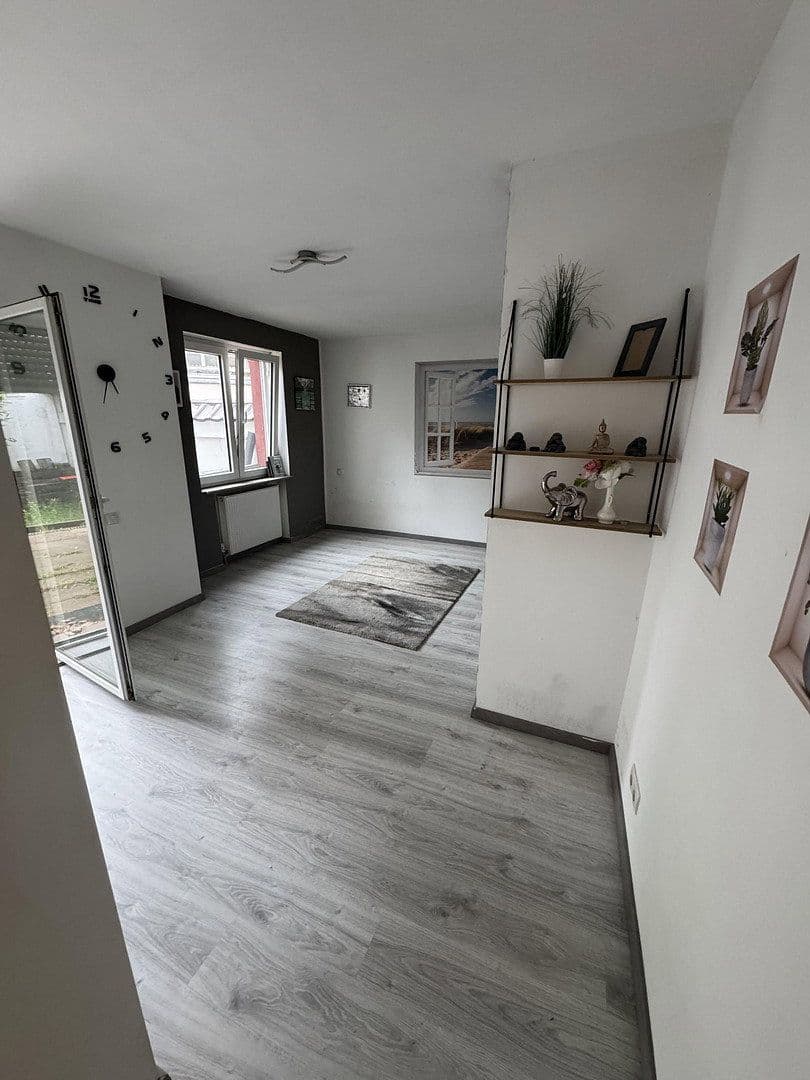 Predaj domu 170 m², pozemek 150 m², Ludwigshafen, Porýnie-Falcko Predaj domu 170 m², pozemek 150 m², Ludwigshafen, Porýnie-Falcko