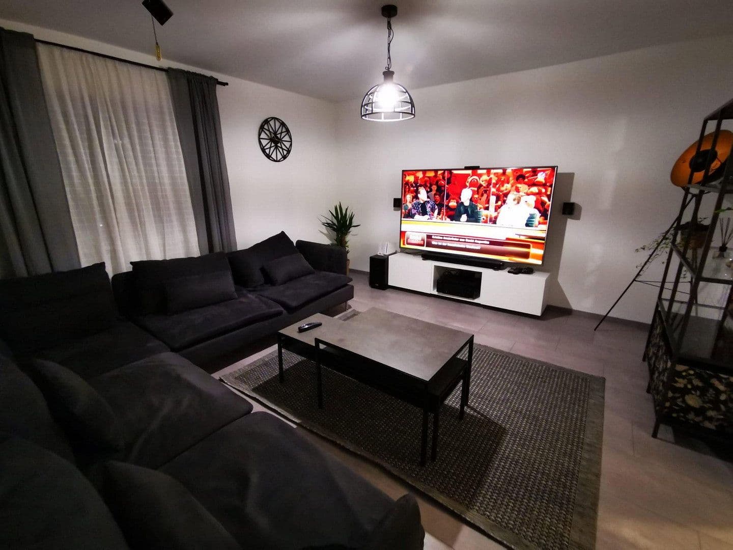 Predaj domu 170 m², pozemek 150 m², Ludwigshafen, Porýnie-Falcko Predaj domu 170 m², pozemek 150 m², Ludwigshafen, Porýnie-Falcko