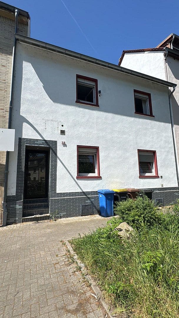 Predaj domu 170 m², pozemek 150 m², Ludwigshafen, Porýnie-Falcko Predaj domu 170 m², pozemek 150 m², Ludwigshafen, Porýnie-Falcko